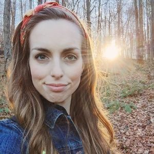 Meet your Posher, Julia