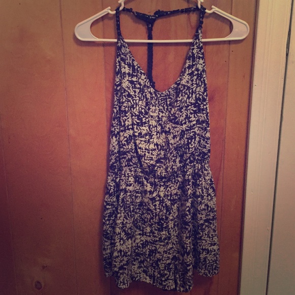 Forever 21 floral romper 🌸🌸🌸