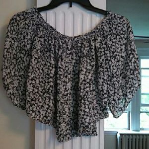 Navy blue daisy crop top