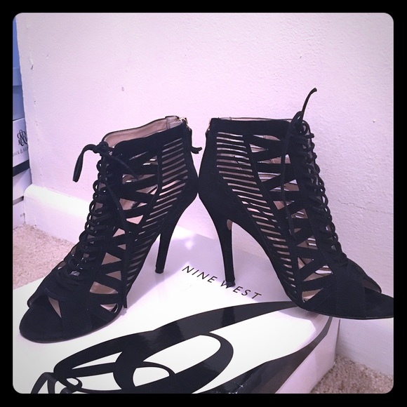 Nine west tie up booties
