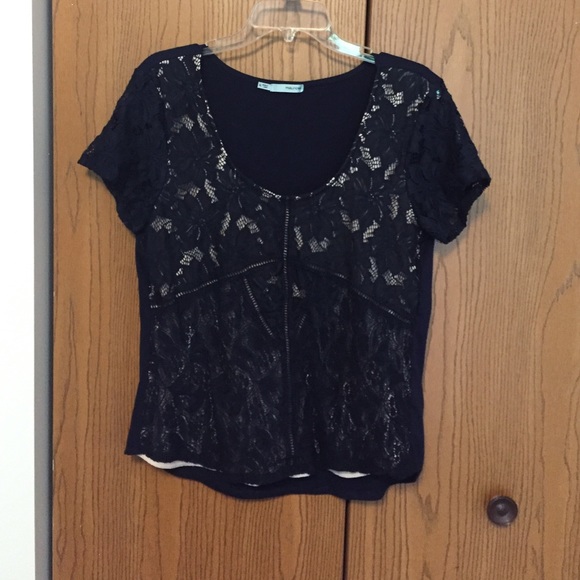 Maurice's XL shirt.