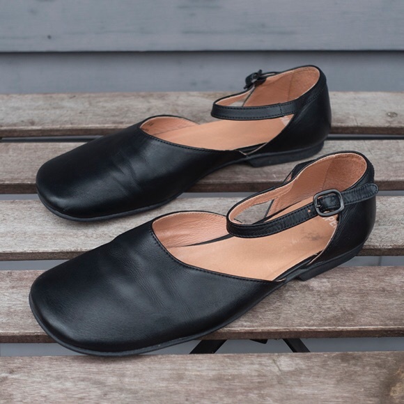 Camper Mary Jane Flats