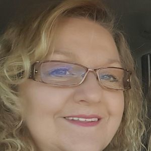 Meet your Posher, Anita