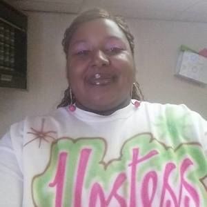 Meet your Posher, Lakeisha