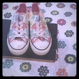 Queen of Hearts Converse