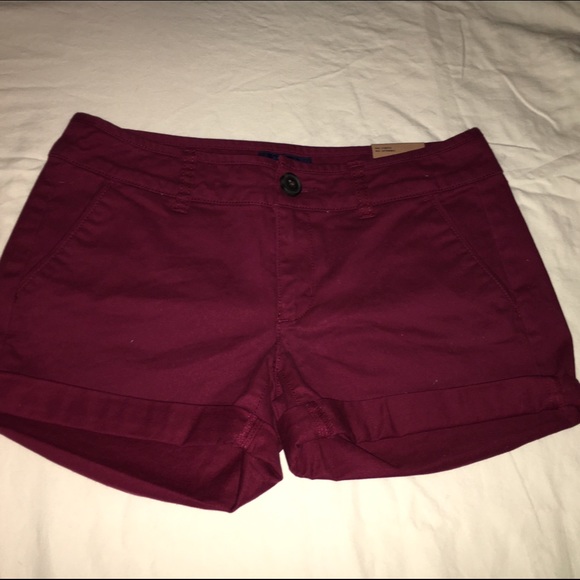 American Eagle MIDI shorts. NWT.