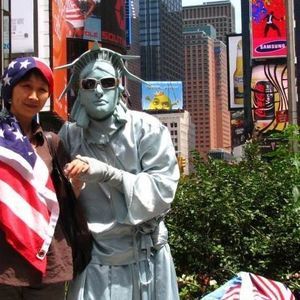 Meet your Posher, Hong