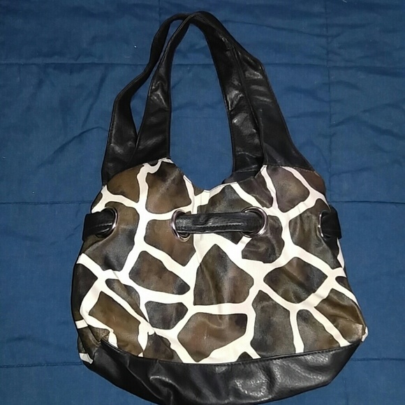 Purses - Picture 3 of 4