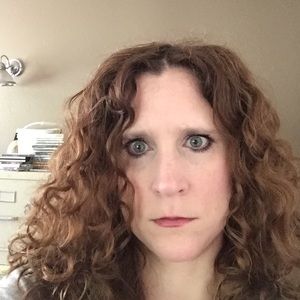 Meet your Posher, Candice