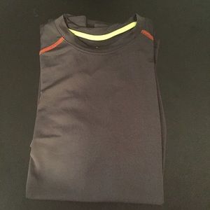 Fitted Tek Gear t-shirt