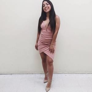 Meet your Posher, Daniela