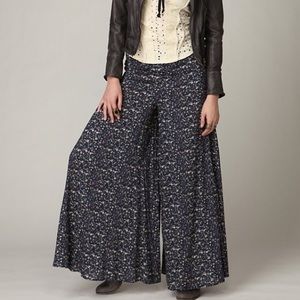 Free People widelegs!