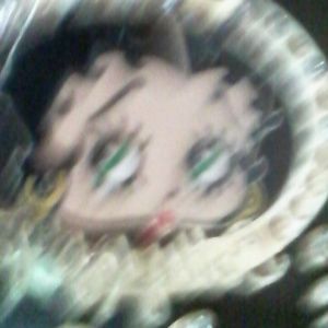 Meet your Posher, Eva