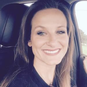 Meet your Posher, Marisa