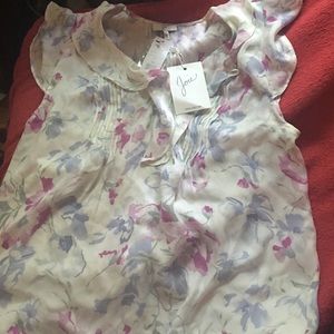 Nice sleeve less top