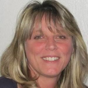 Meet your Posher, Lore