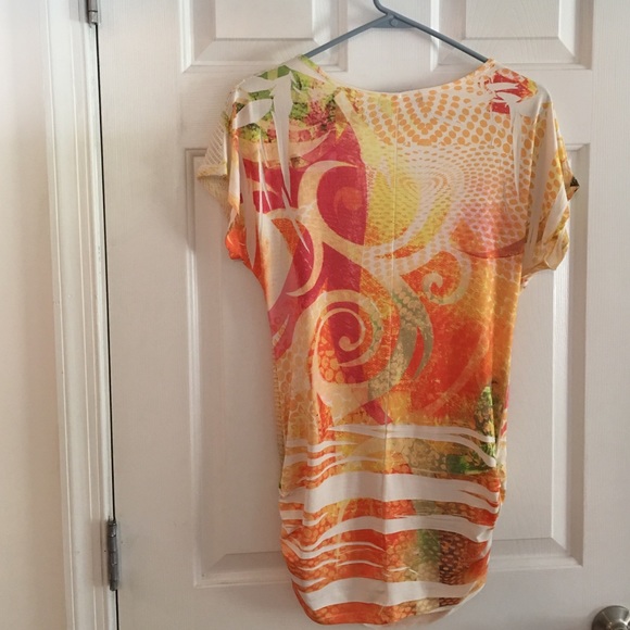 Sexy summer top w/ mesh on front & ruched sides - Picture 4 of 4