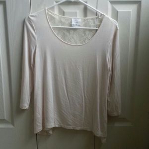 Lace back 3/4 sleeve shirt