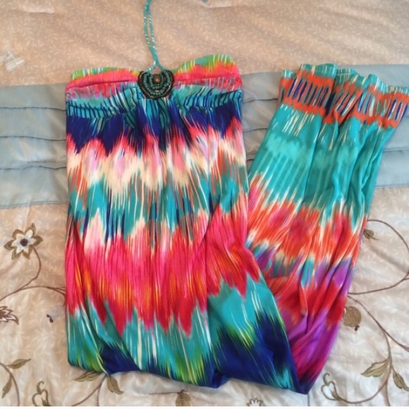 Tropical maxi dress.