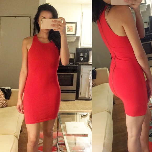☾Bright red Body Con Dress, with zipper down back