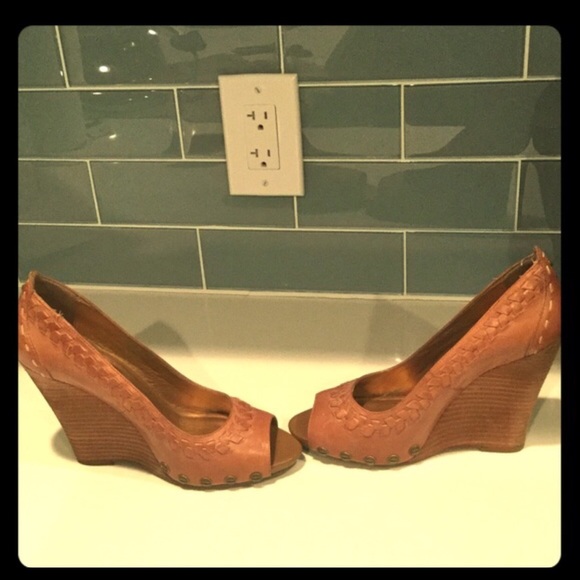 Tan wedges