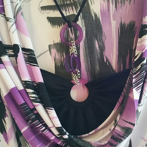 Top - Picture 2 of 2