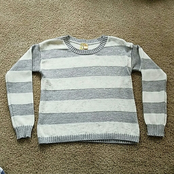 gray and white striped sweater