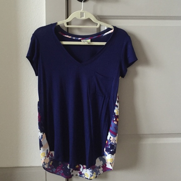 Anthropologie-porridge Navy blue/floral tee
