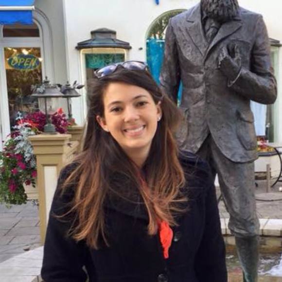 Meet your Posher, Genevieve