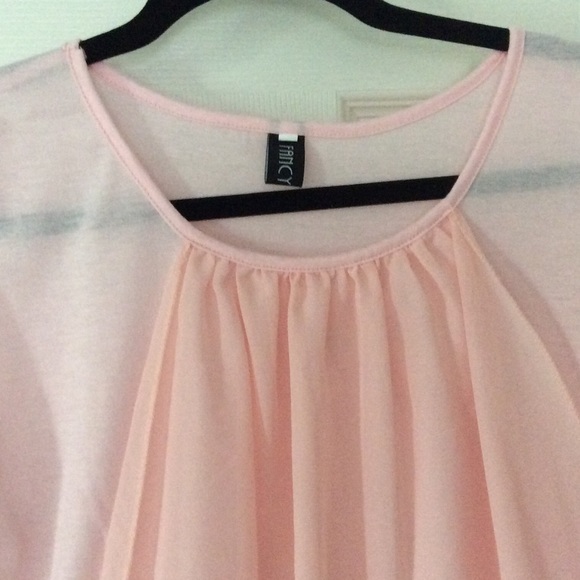 Pink top - Picture 2 of 4