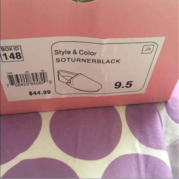 Flats - Picture 3 of 4