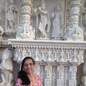 Meet your Posher, Rekha