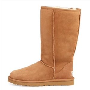 UGG boots. Classic tall suede boots. Size 7