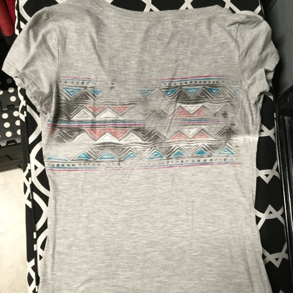 Roxy Women's Shirt - Picture 2 of 4