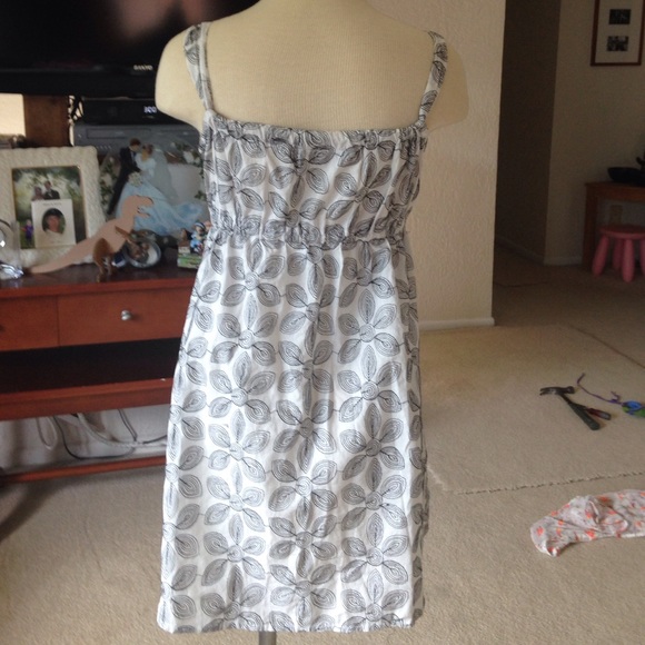 Anthropologie sundress! ☀️☀️☀️ - Picture 2 of 4