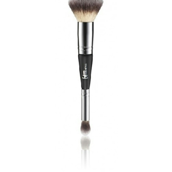 Heavenly Luxe Complexion Perfection Brush #7