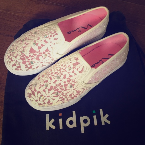 KIDS // Nina kids size 1 slip on shoes