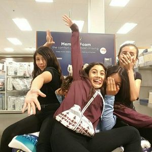 Meet your Posher, Katherine