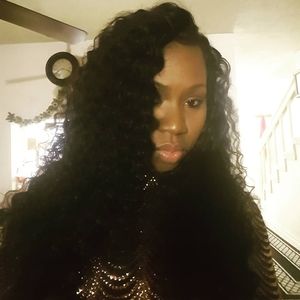 Meet your Posher, Adrienne