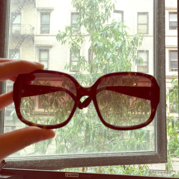Rectangular brown sunnies from Marc by Marc Jacobs