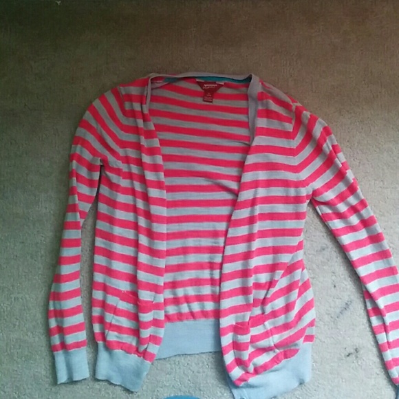 Striped caridgan