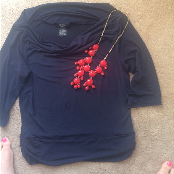 Navy top