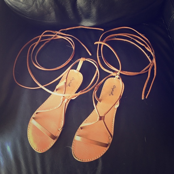 Roman tie up sandals