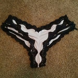 Sexy VS Cheeky Panty NWOT