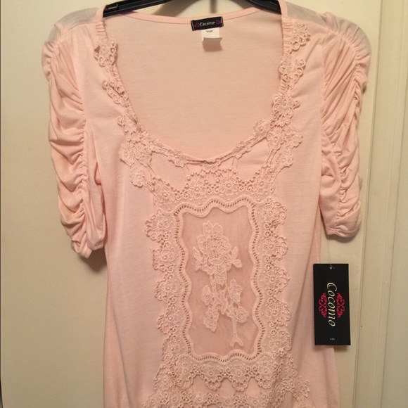 Cute cotton crochet top. - Picture 1 of 2