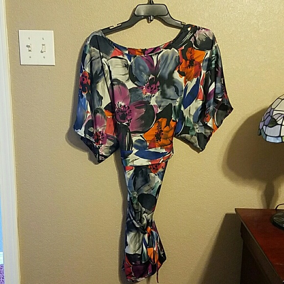 Bcbg maxazria dress size small