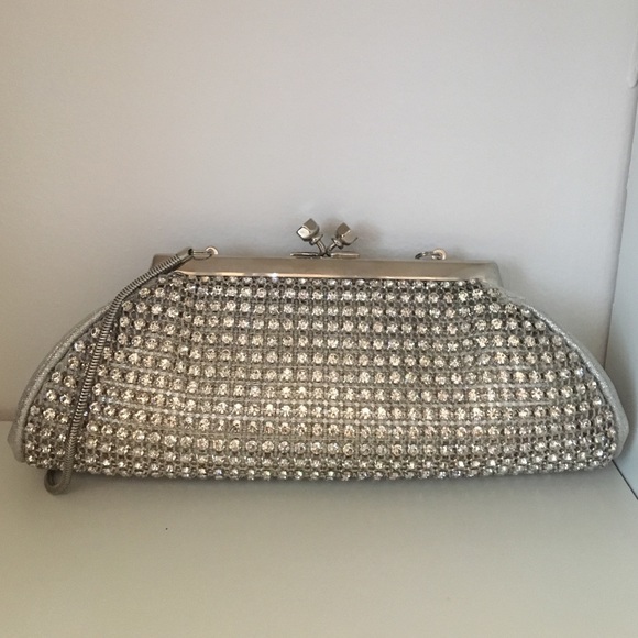 Jeweled clutch