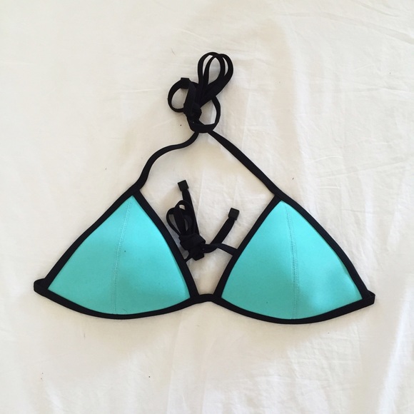 Triangl top