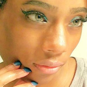 Meet your Posher, Keesha