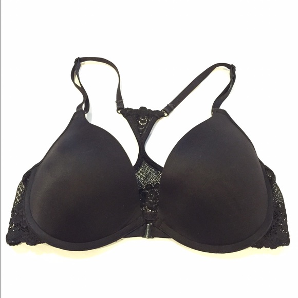 Push-up front-close bra.